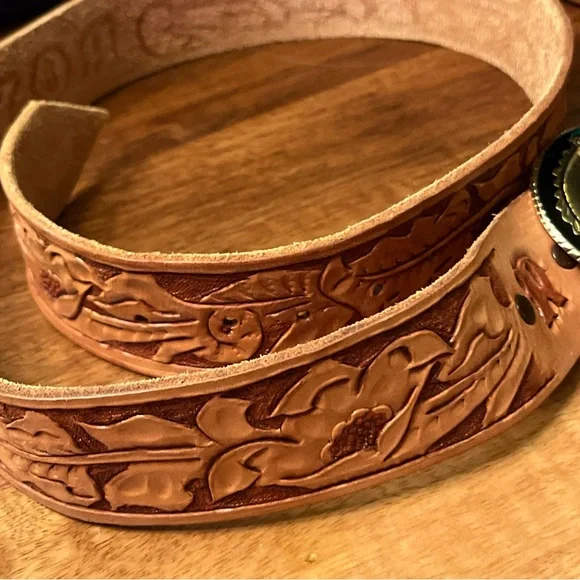 Vintage Tooled Leather Belt - Gold Black & Abalone Buckle- “Roy” 35-39” - Picture 6 of 9